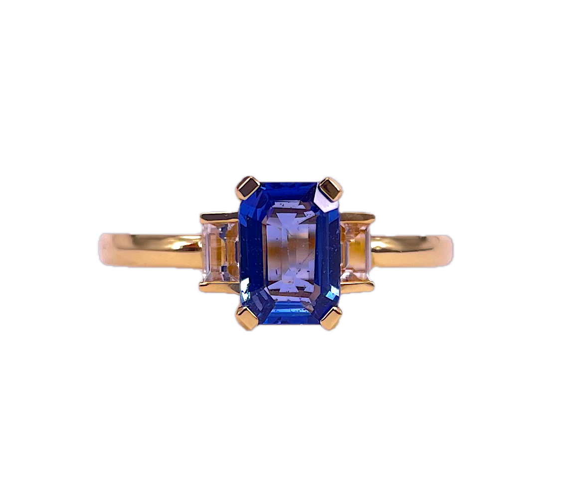 18K Yellow Gold Ring with Baguette Ceylon Sapphire & White Sapphires