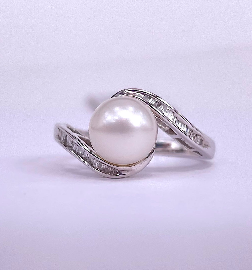 9K White Gold Ring with Freshwater Pearl and Channel Set Baguette Diamonds