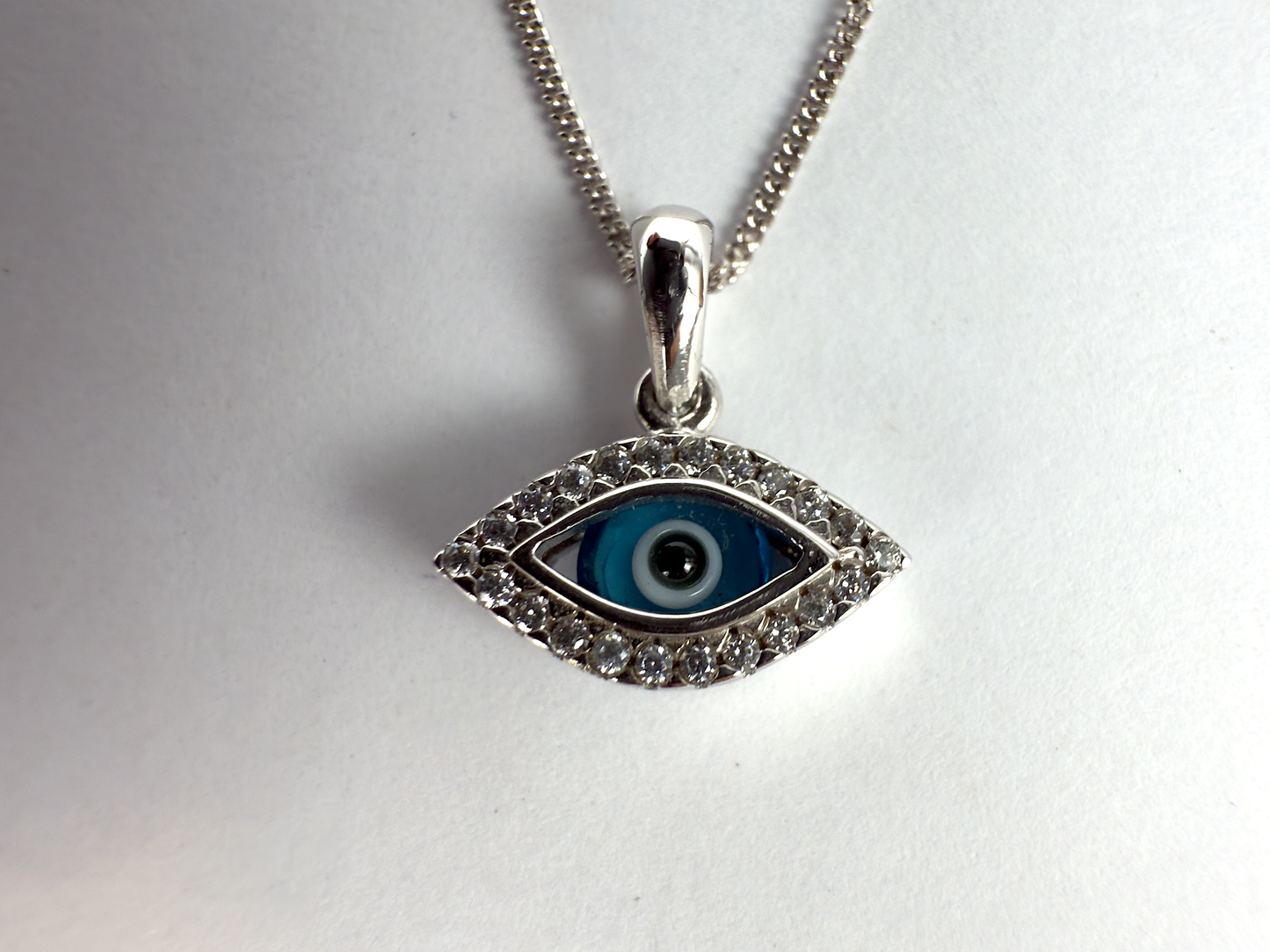 9K White Gold Reversible Eye Pendant Necklace